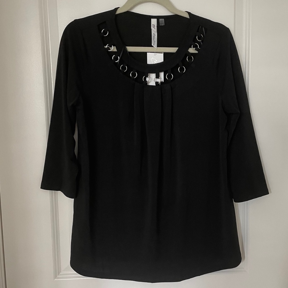 Women's NY Collection Black Crepe  Ring Top Size ~ M